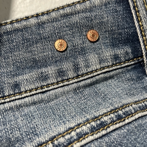 Cabi Cinch Straight Style 4521 Jeans Size 20 Lightly Distressed - Picture 6 of 6